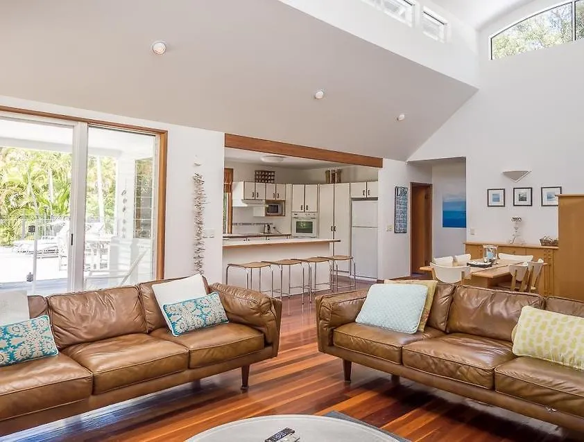 Beach Stone House Noosaville